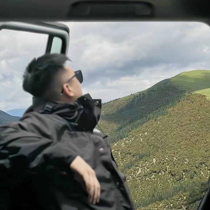 X...