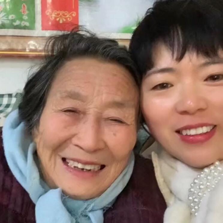 小琴姐妹（晚上8:00左右直播）