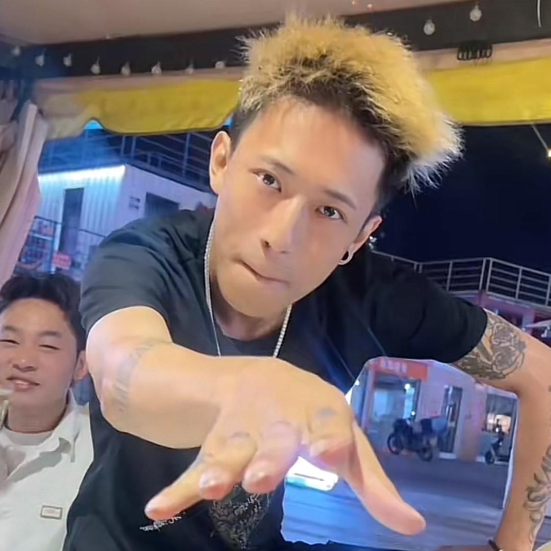魚洞草上飛