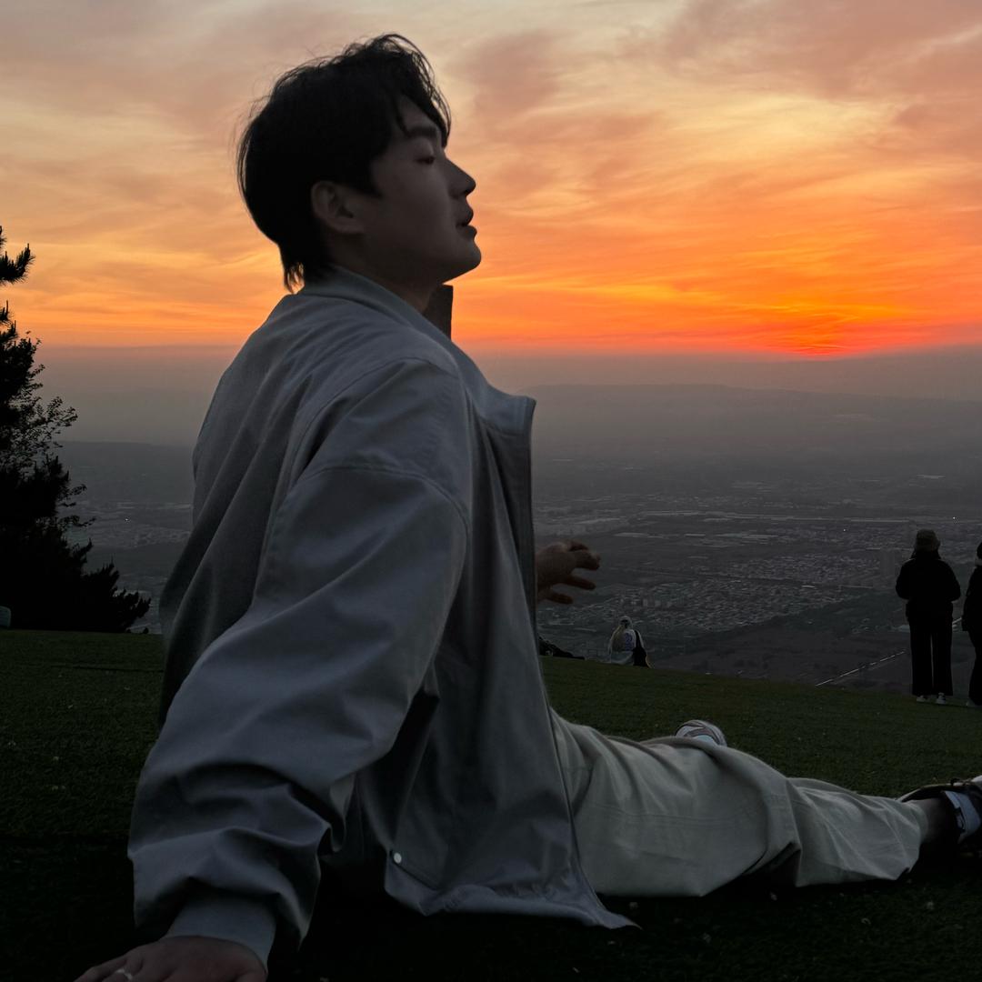 太原爱染发的刘星