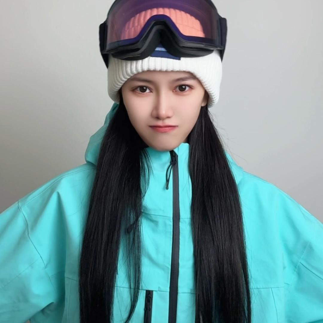 AOU南湘（单板滑雪教练）