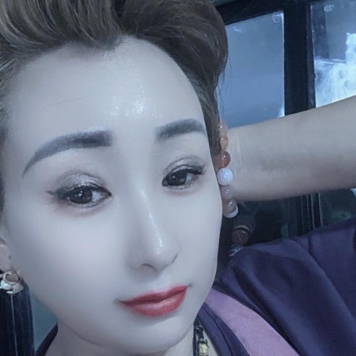 爱上百合