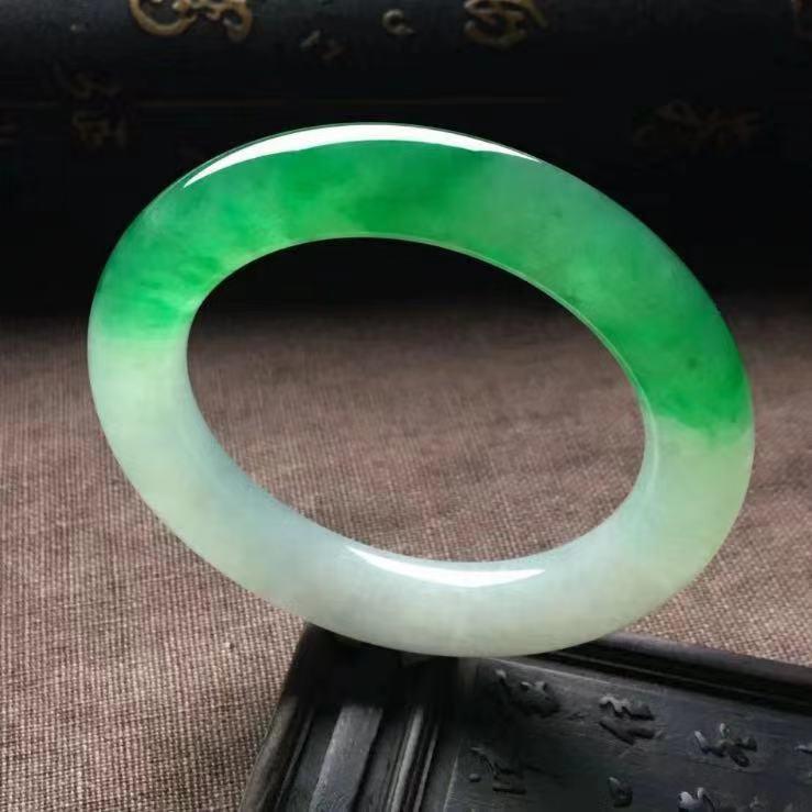 老顽石翡翠