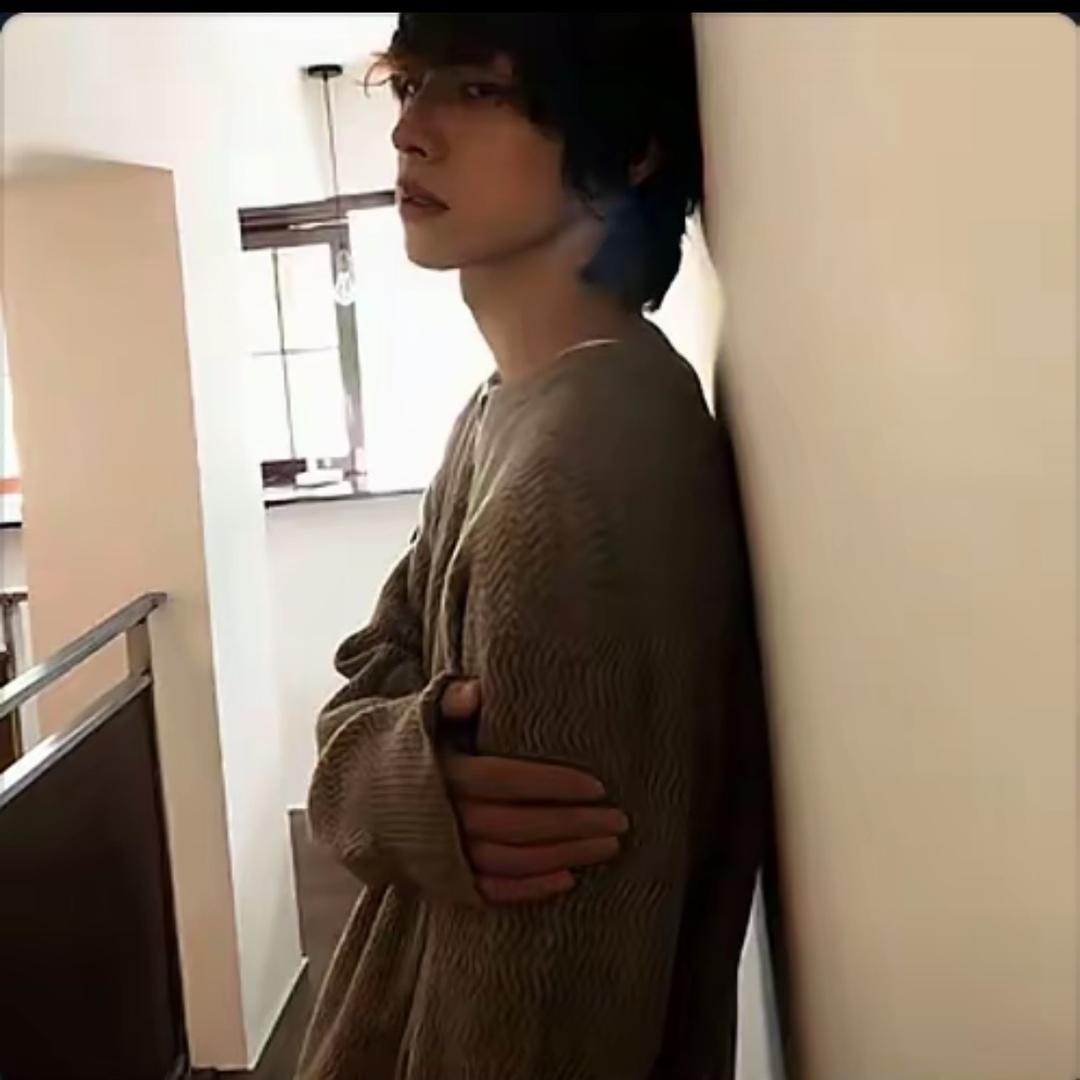 李钟硕.