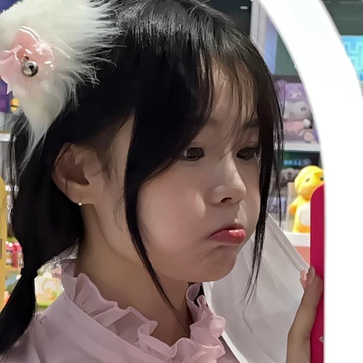 梦君 没牙了