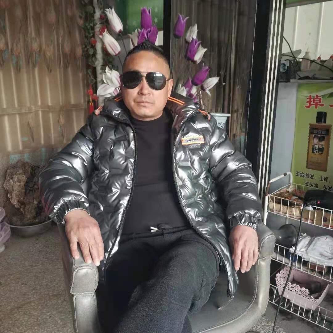 精彩(啊亮)唱歌