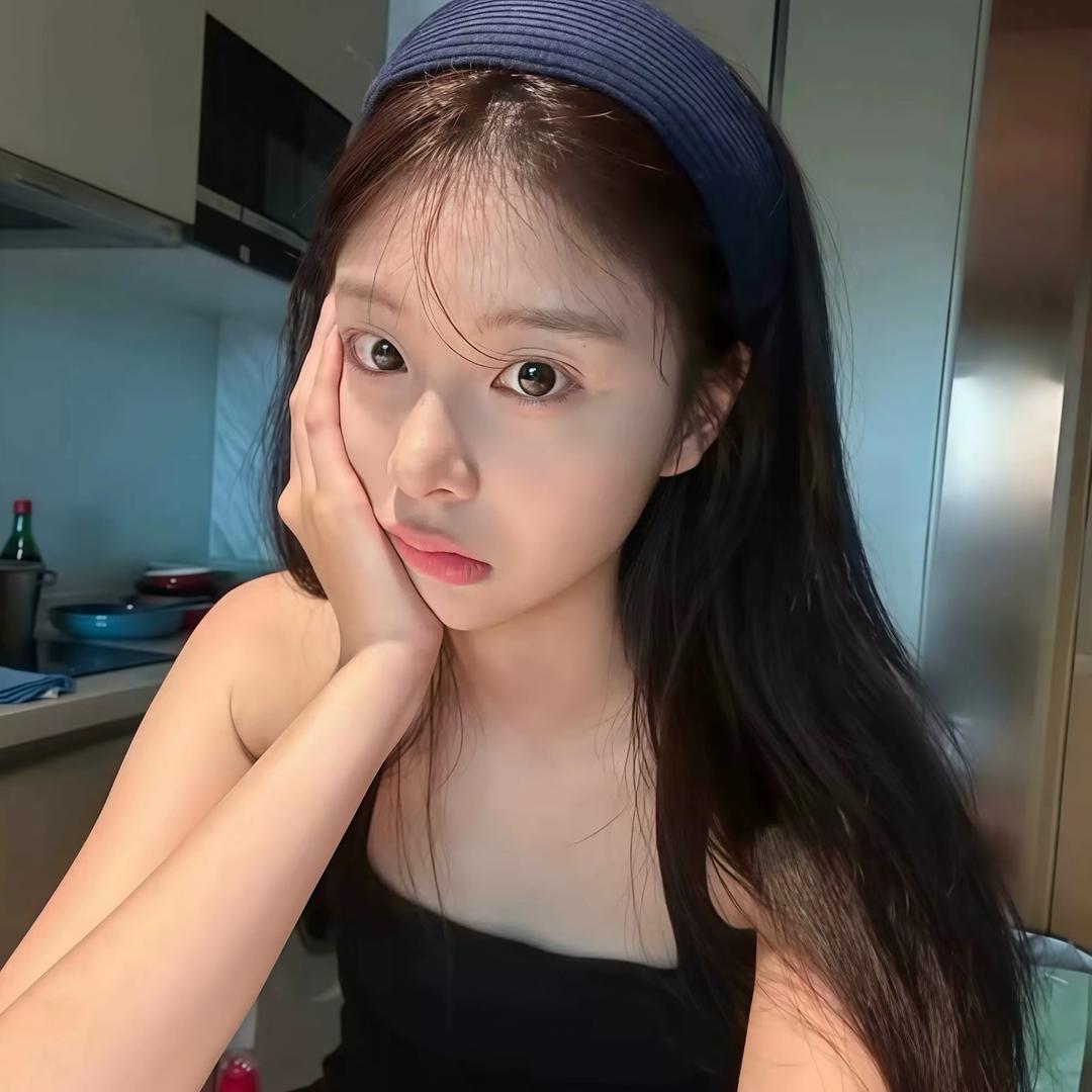 梅少