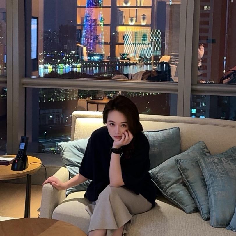 两个代小号自制款