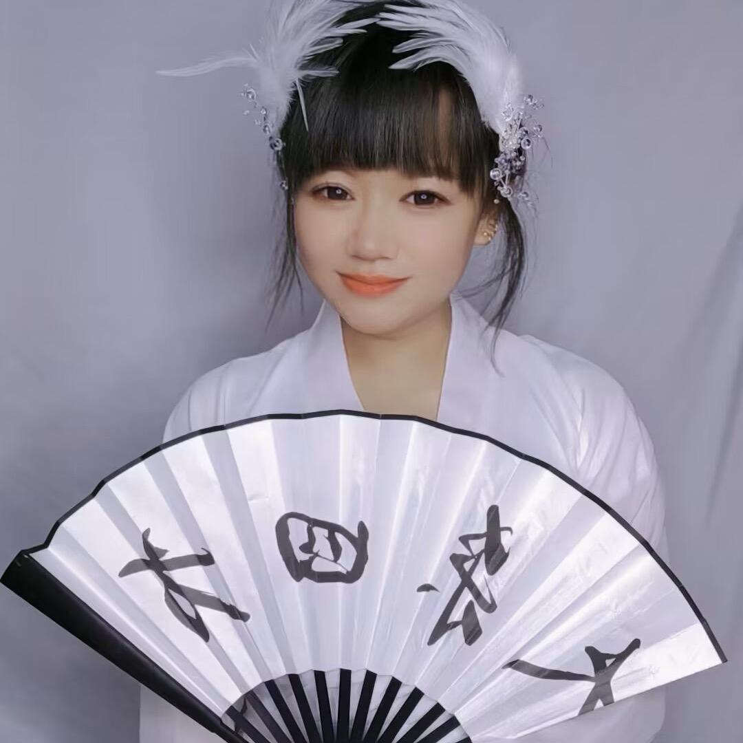小妖女孩✨