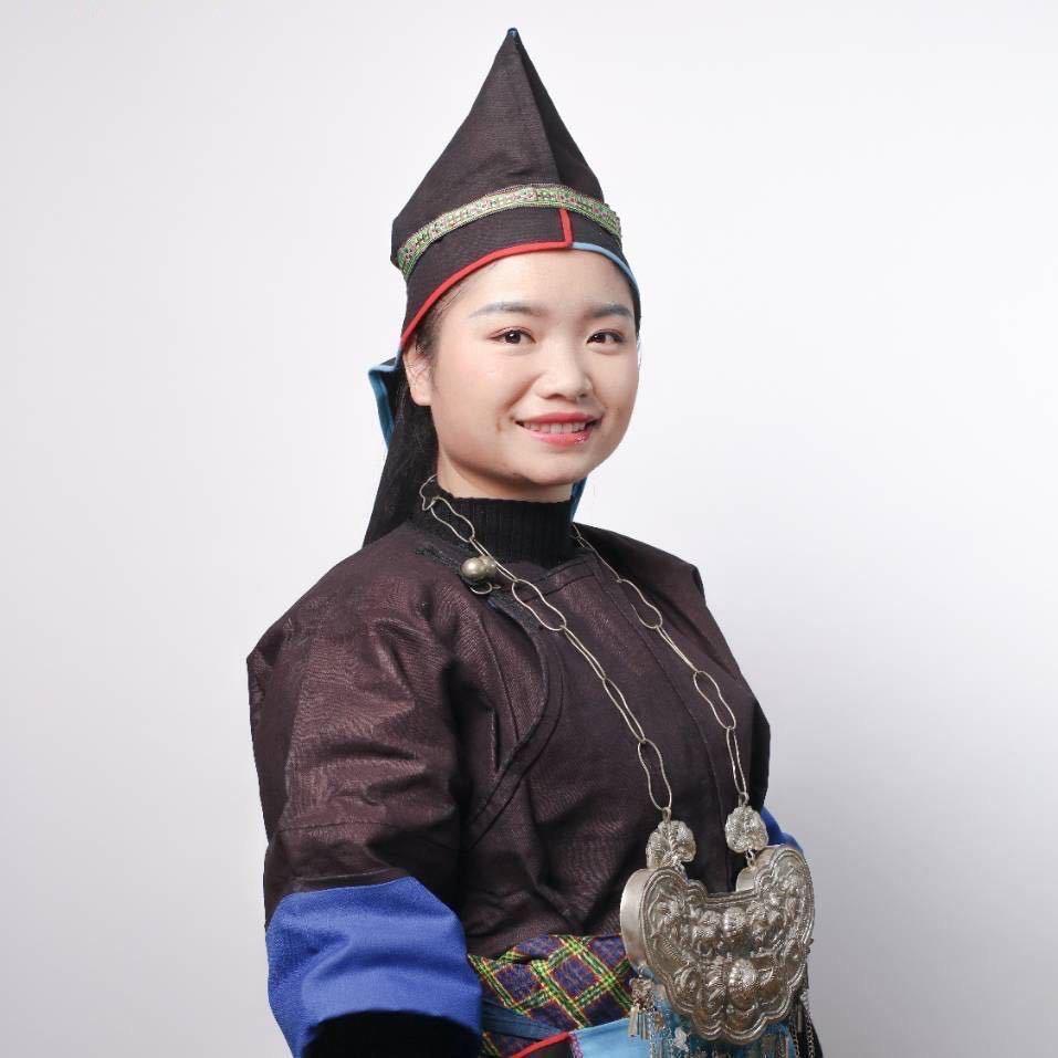 贵州苗家姑娘