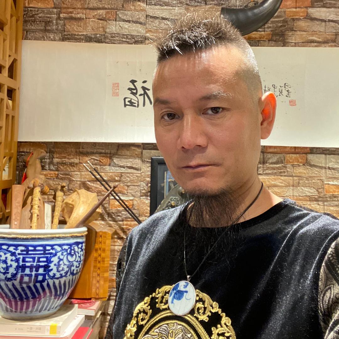 江苏龙宝斋.古董杜先生