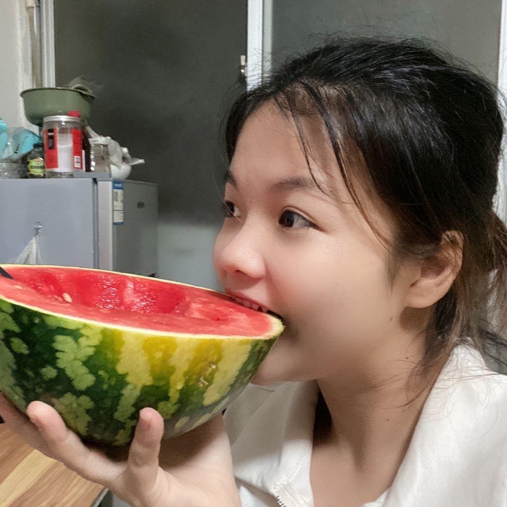 _小小莹