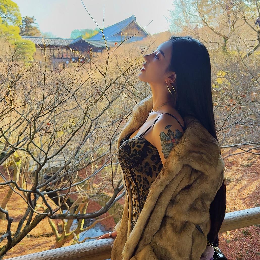 妮妮D衣橱