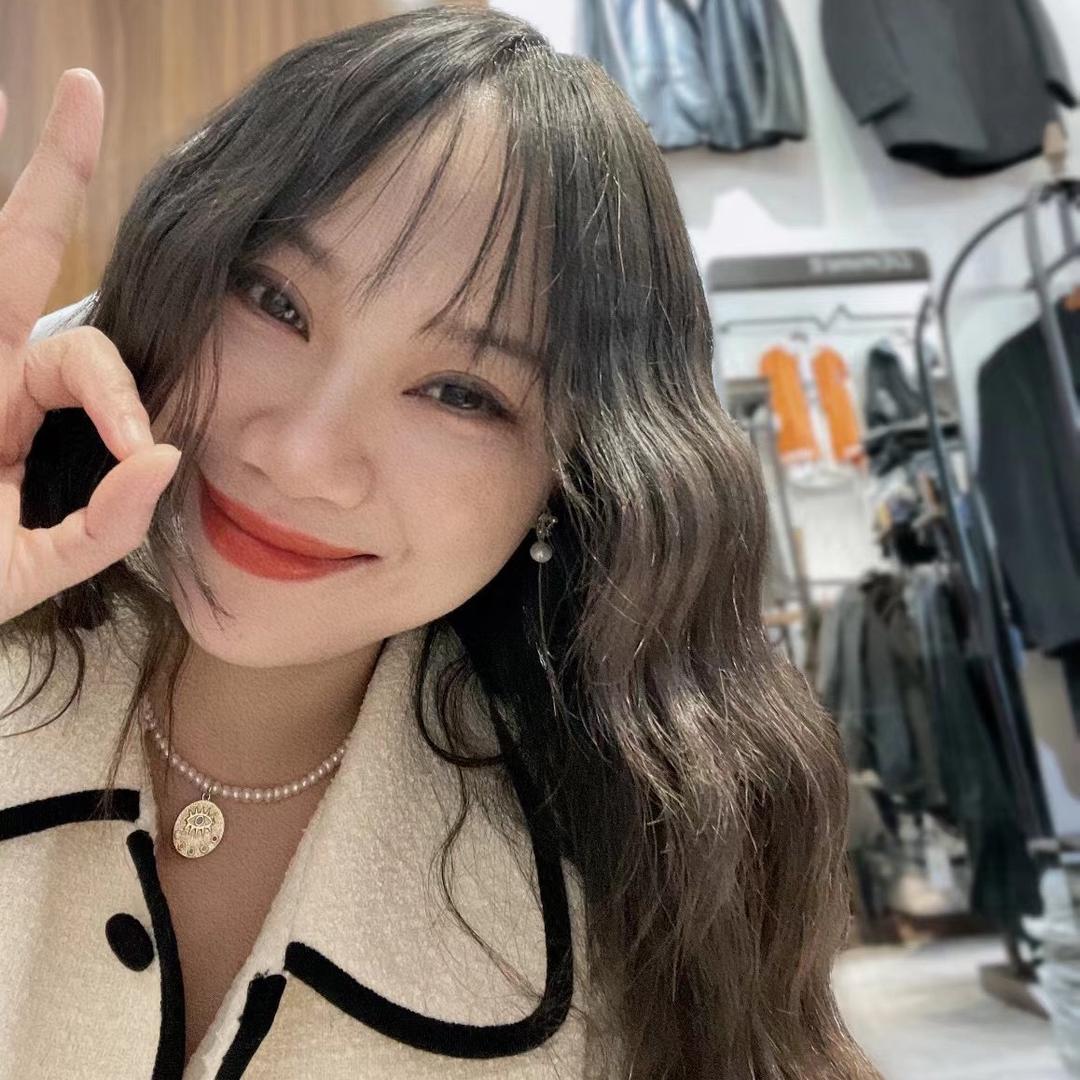 司门前妹子