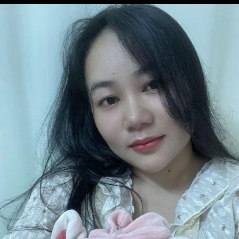 卖童装的瑛子
