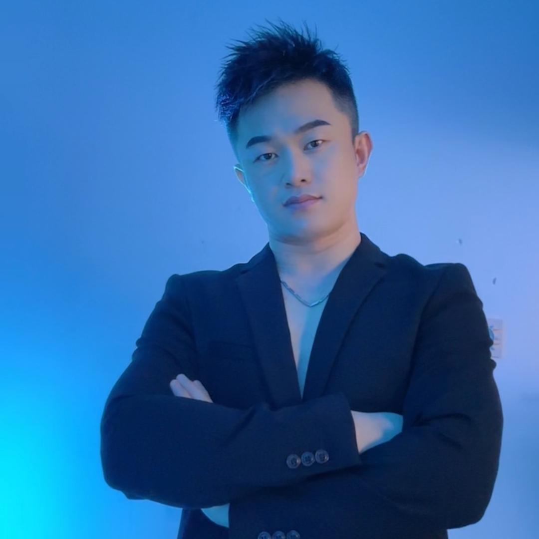 马龙……