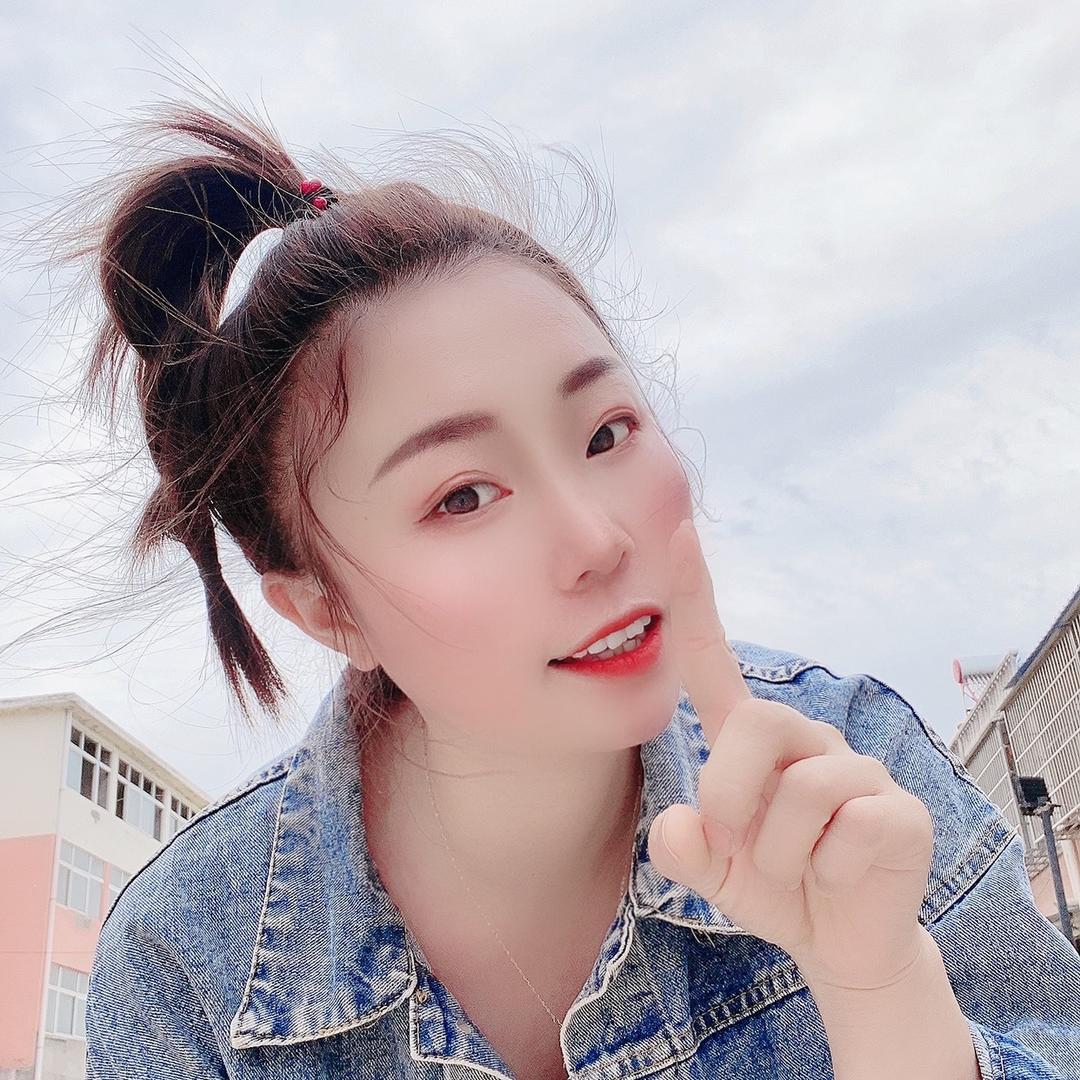 袄晴
