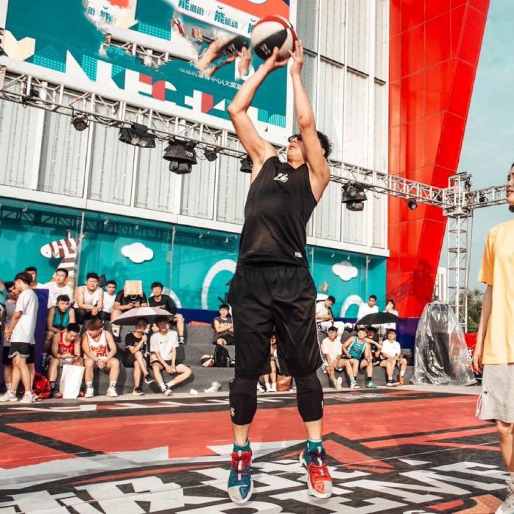 龙哥的篮球🏀