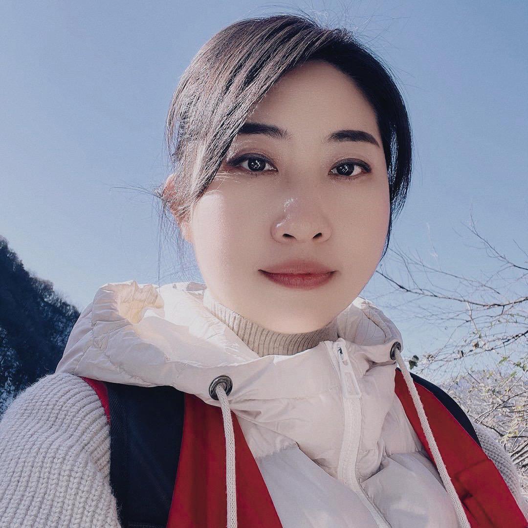 贺紫琪一秀色田园