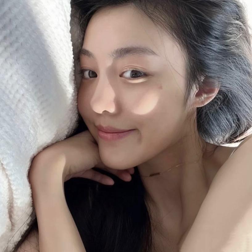 女的