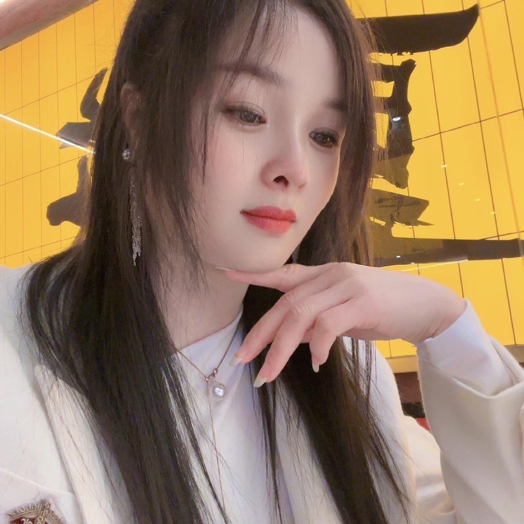 小 芬