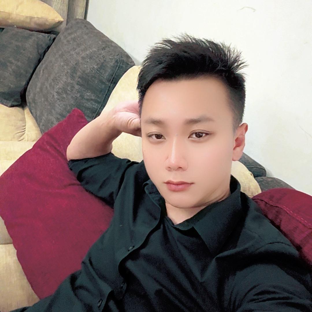 小鹏哥哥