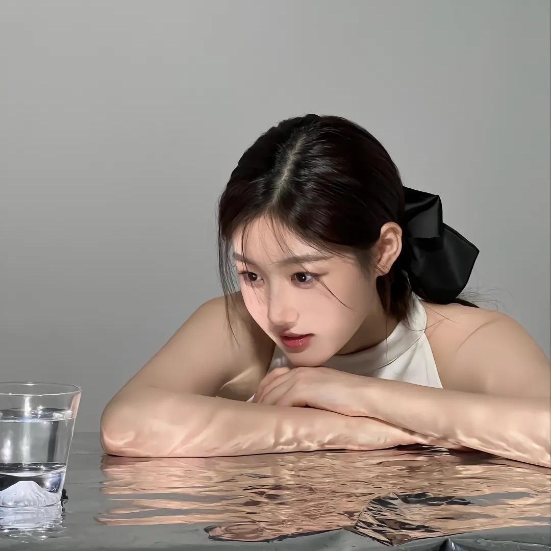 文 静