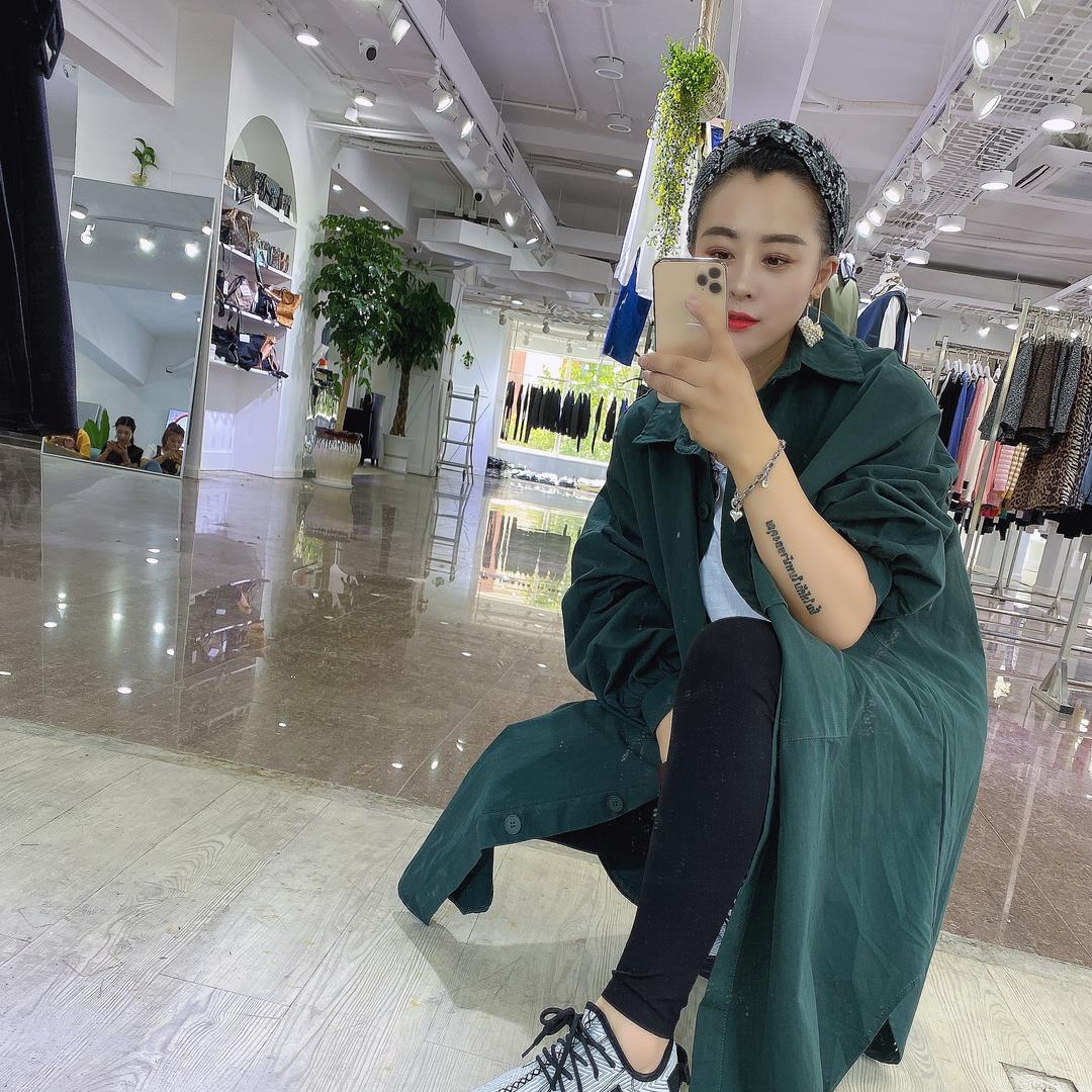 钱有有的小店服装