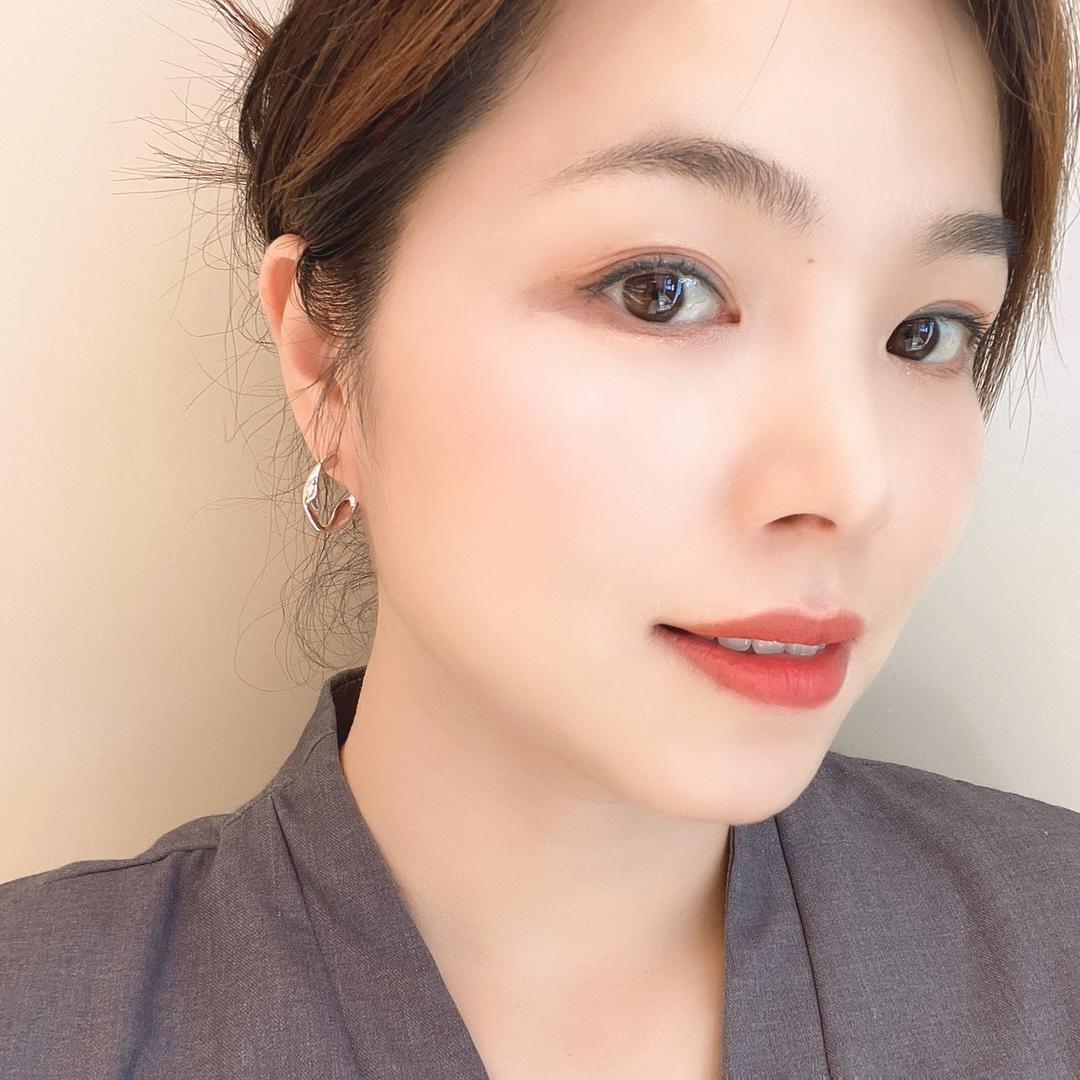 今生格—荣荣