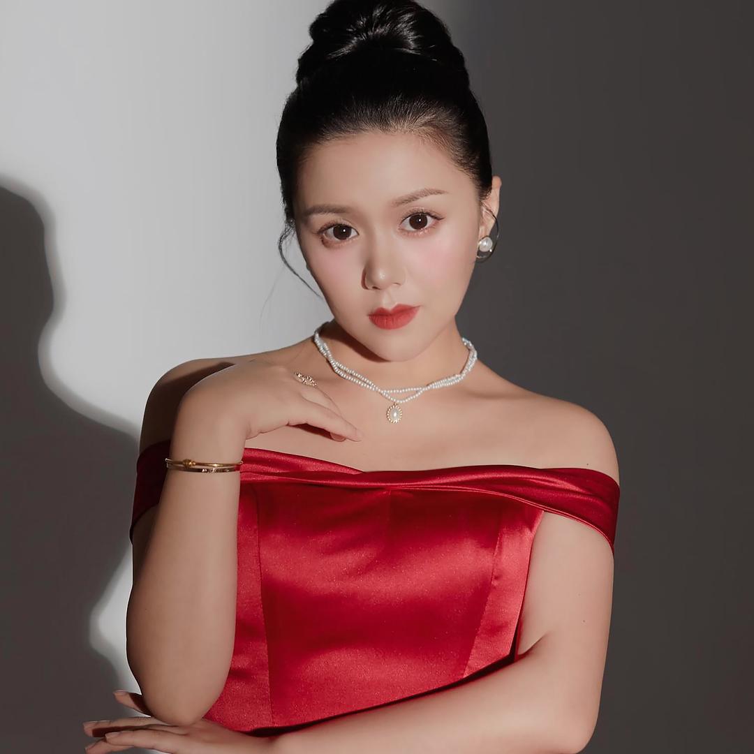 歌手米灵