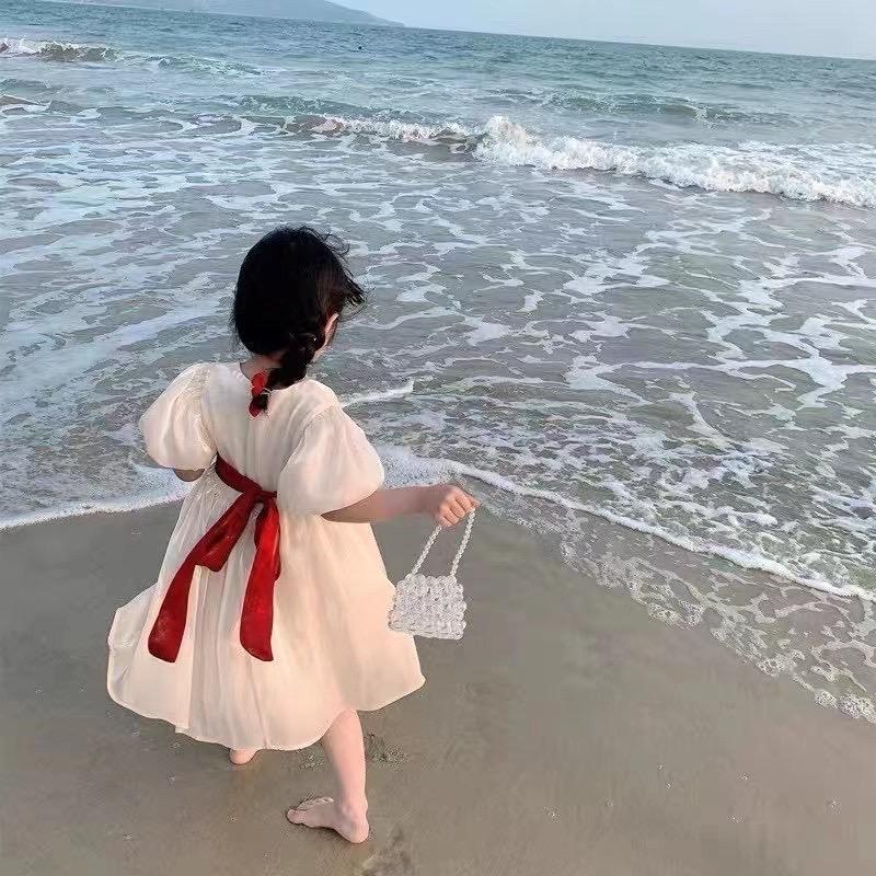 伶俐家童装屋