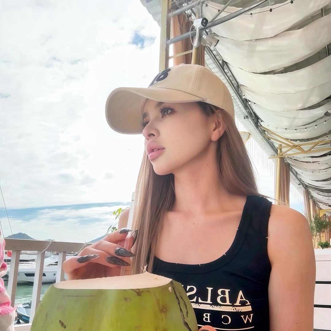 Nana🐝（已经瘦了40斤）