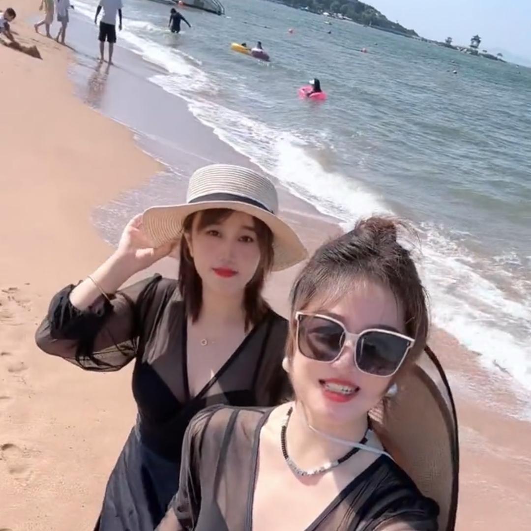 墨佳琪游泳旗舰店