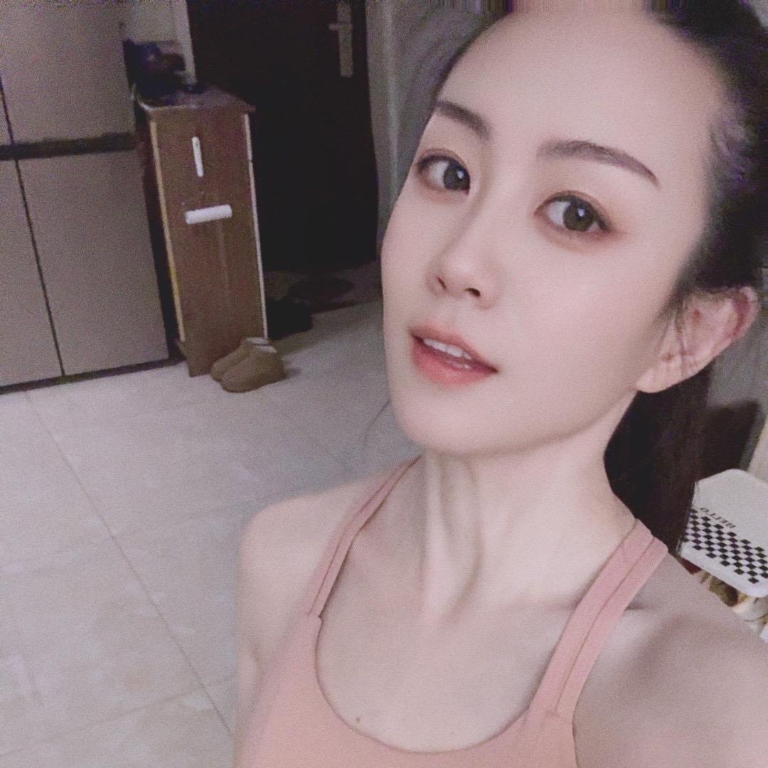 晗（晶小朵）
