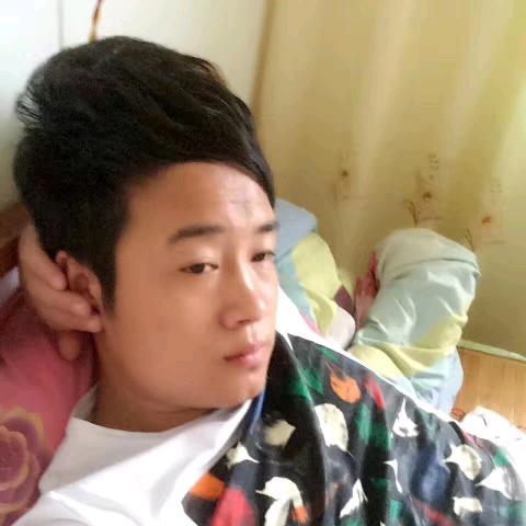 ﹏｀m 尐啵丶