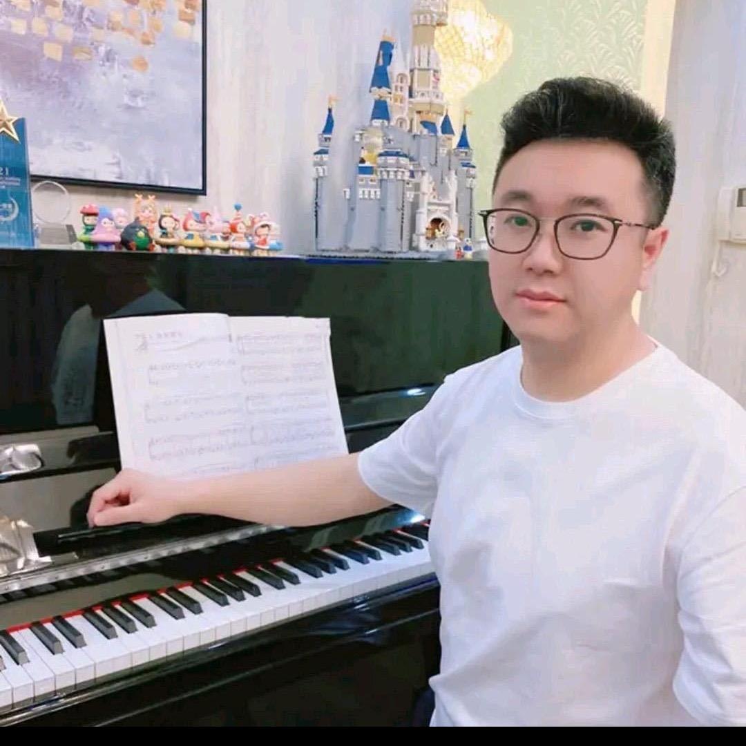徐侨远教音乐