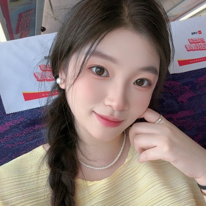 ღ᭄暴富小姨💞