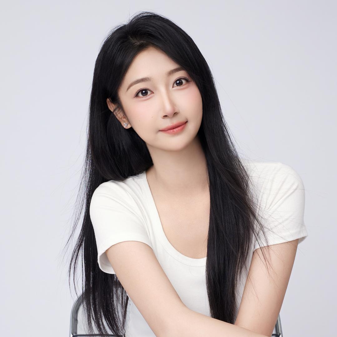 演员 王颖