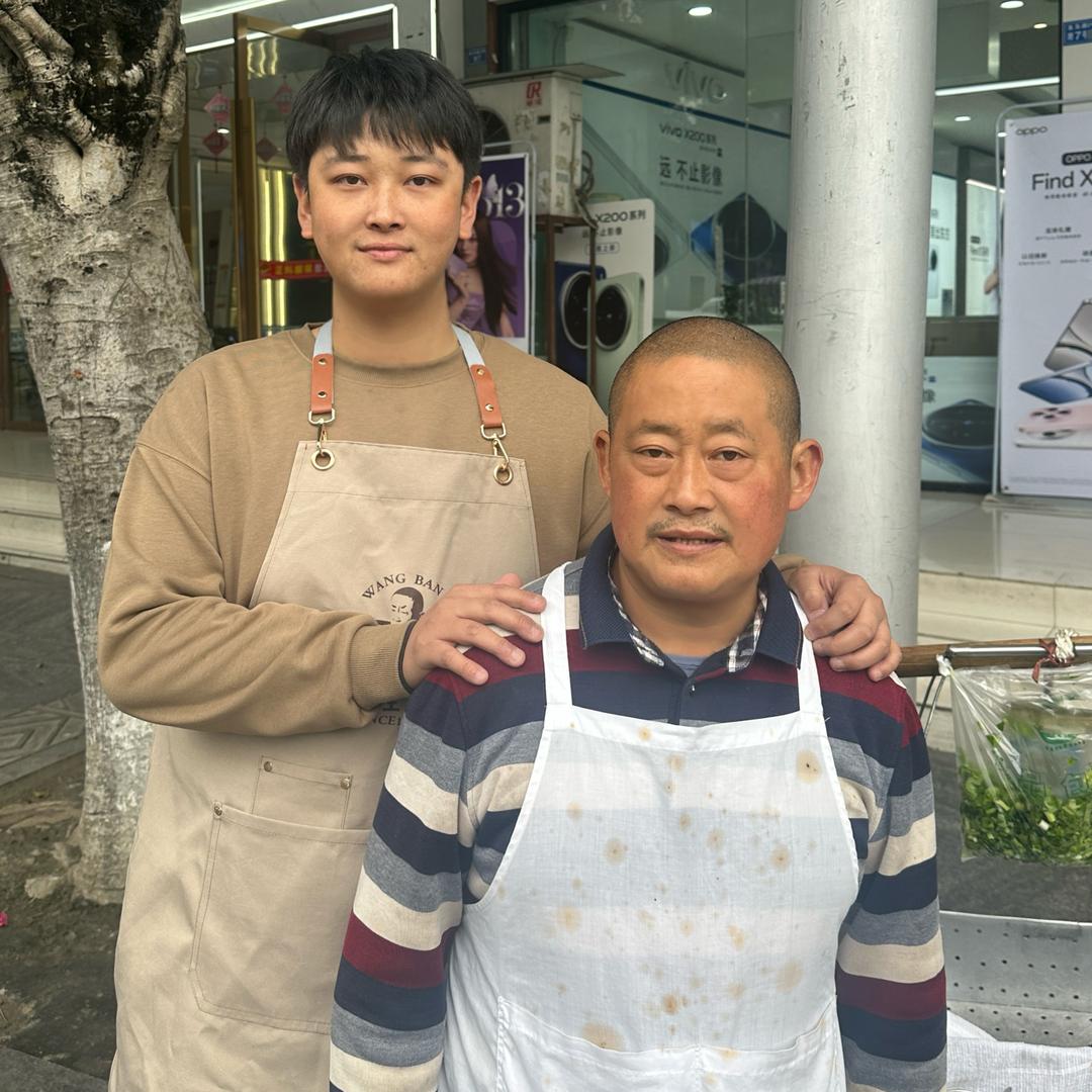 温江王鸡肉的儿子王琪