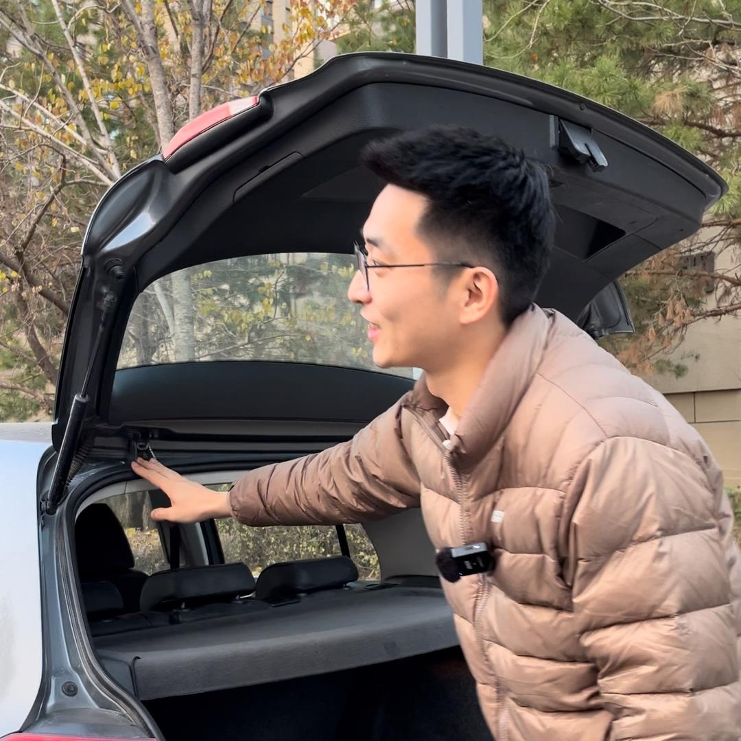 毓辰汽车