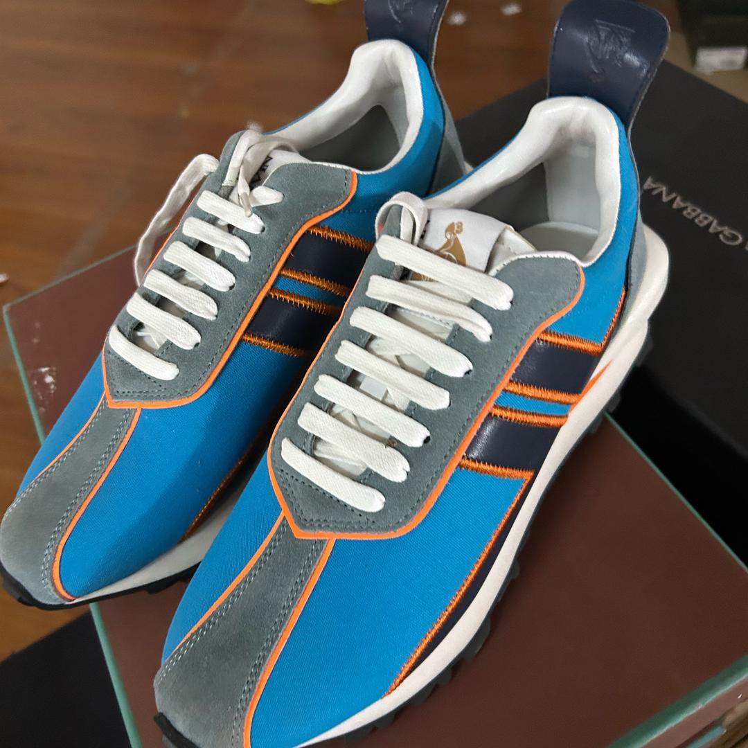 男👟天花板1