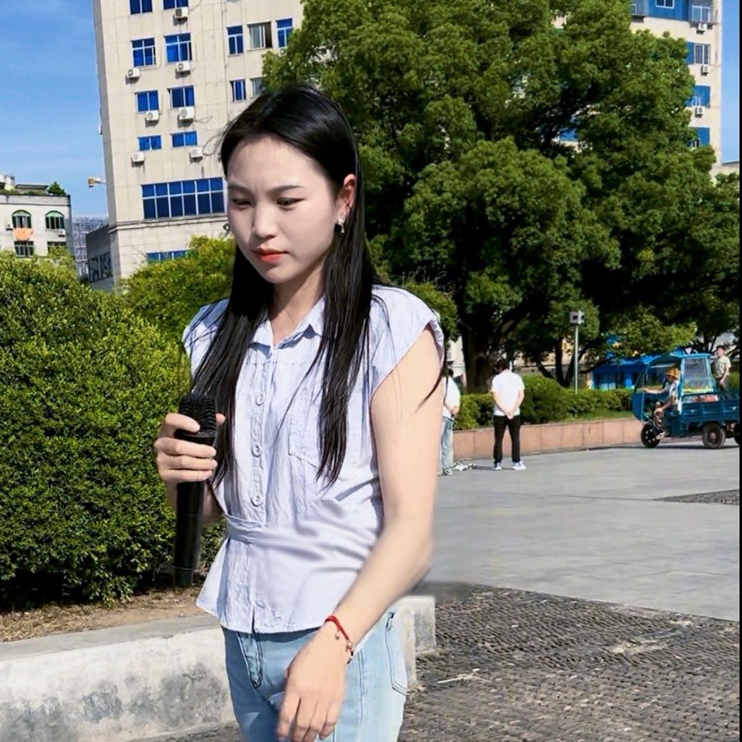 小丽呀《努力中》