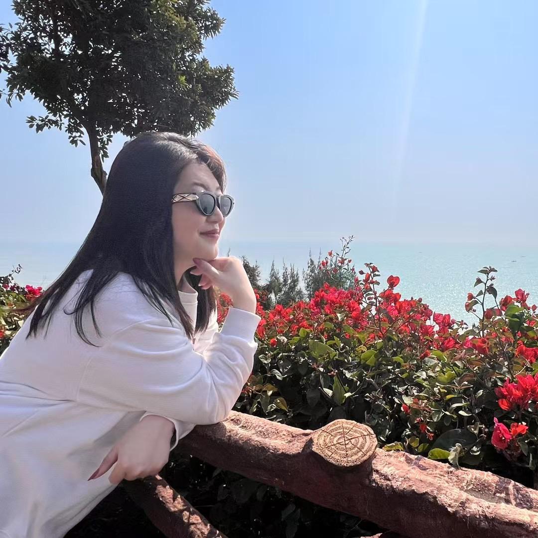 我是吕季弘💗