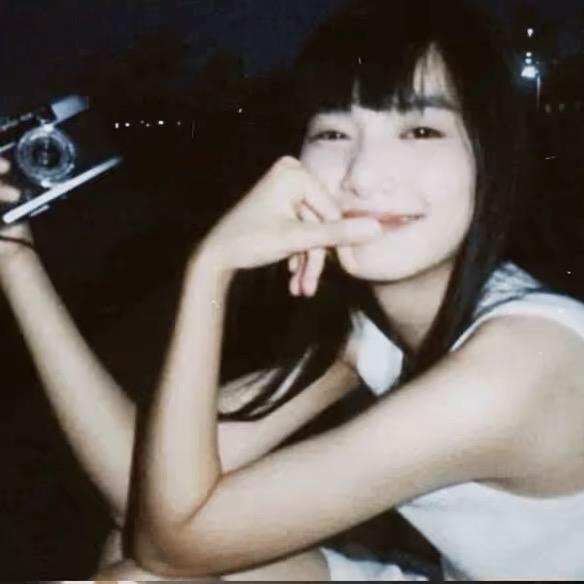 泪痣_^