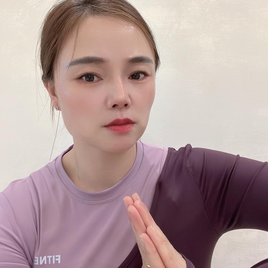 兰兰健身瑜伽