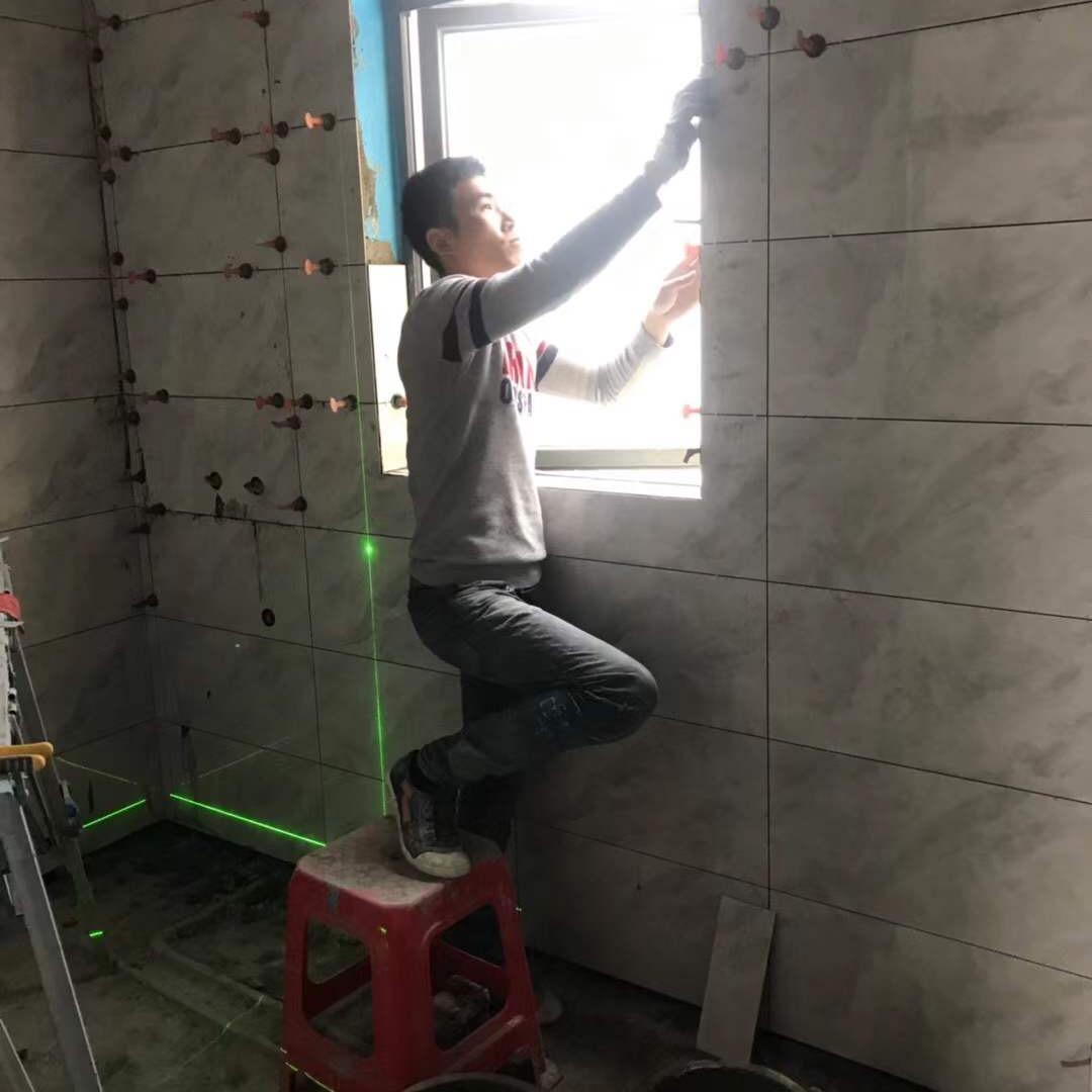 钟大专业贴砖
