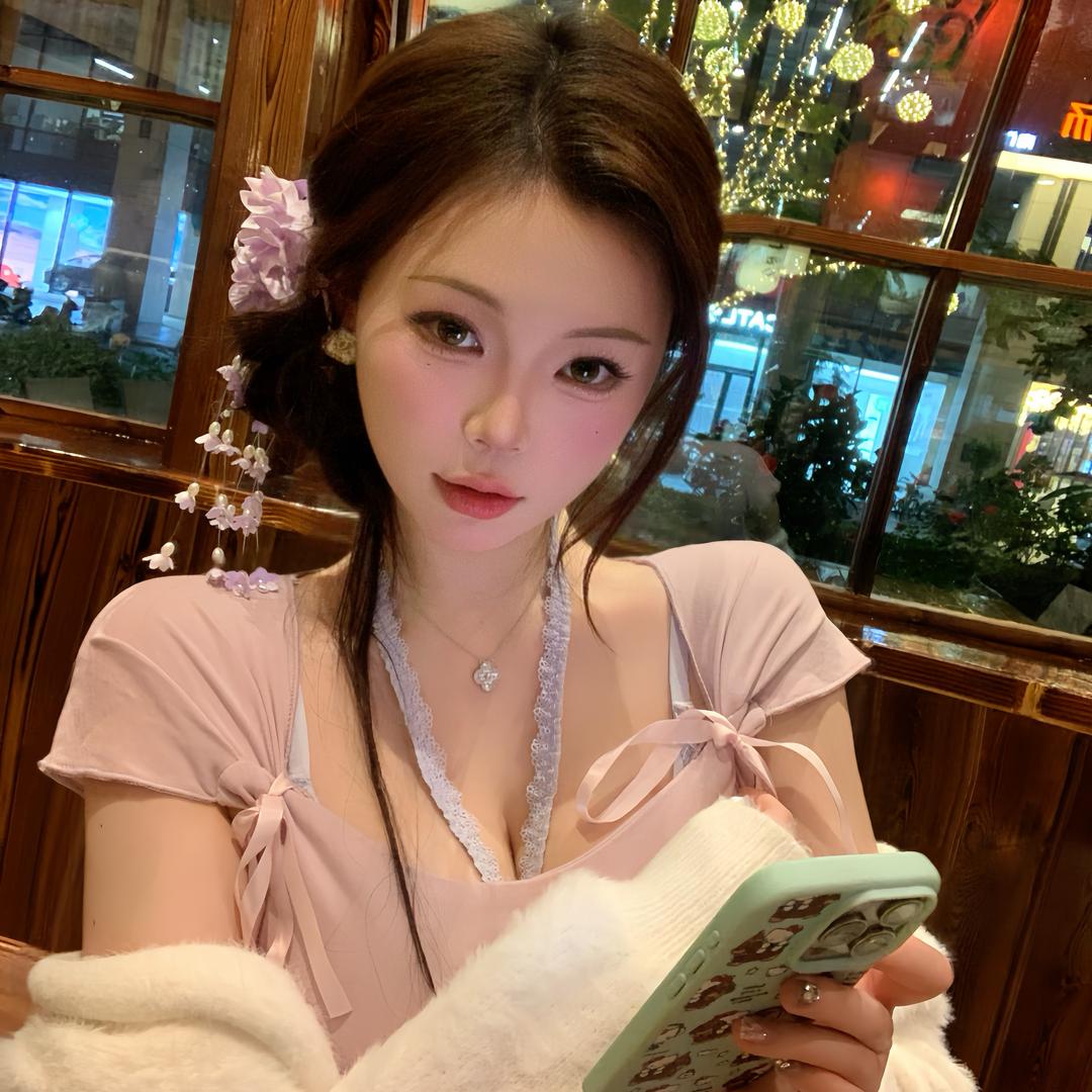 田田大美女