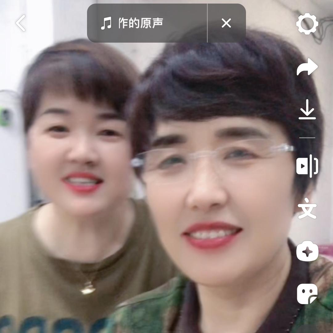 妯娌俩日常