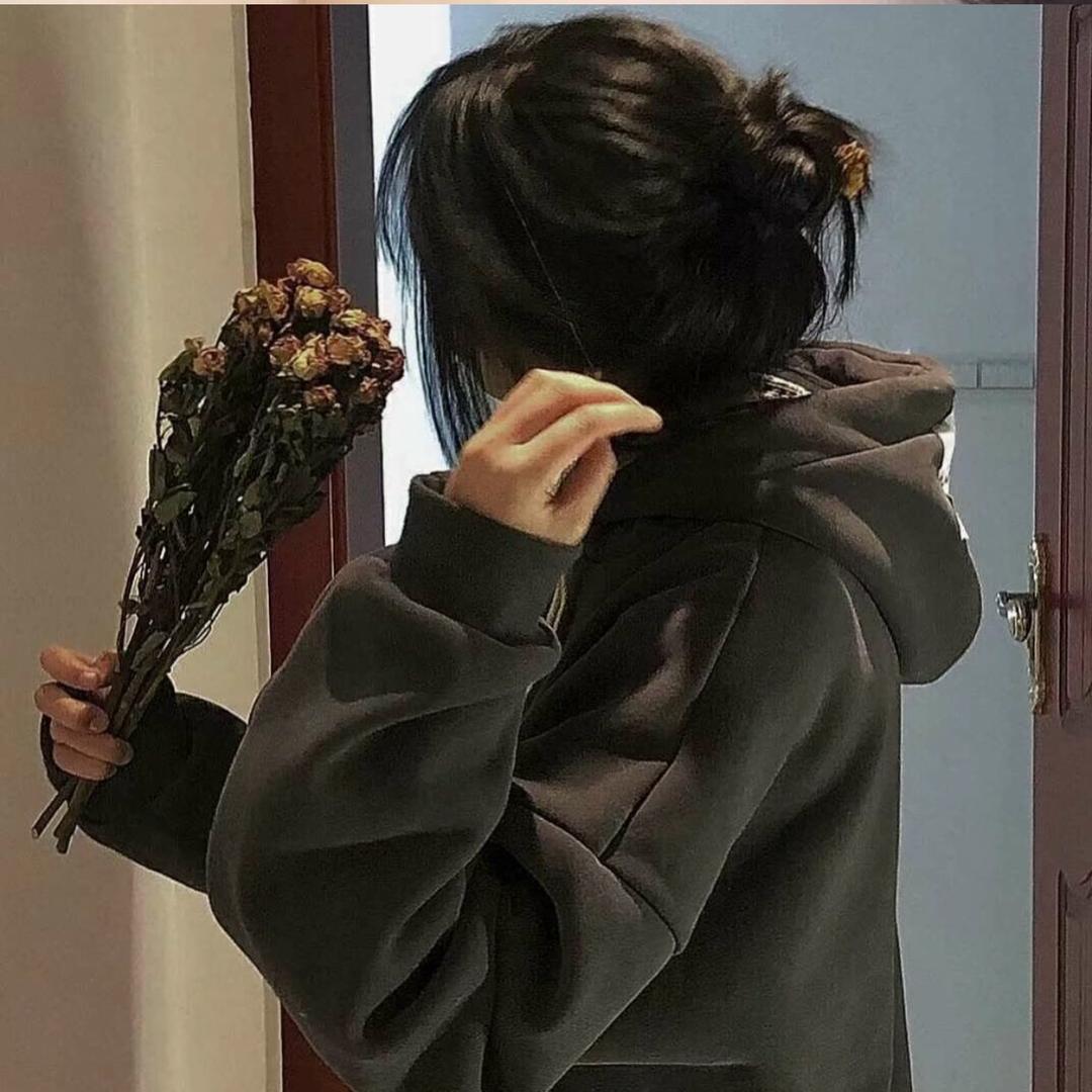 今天也很困-