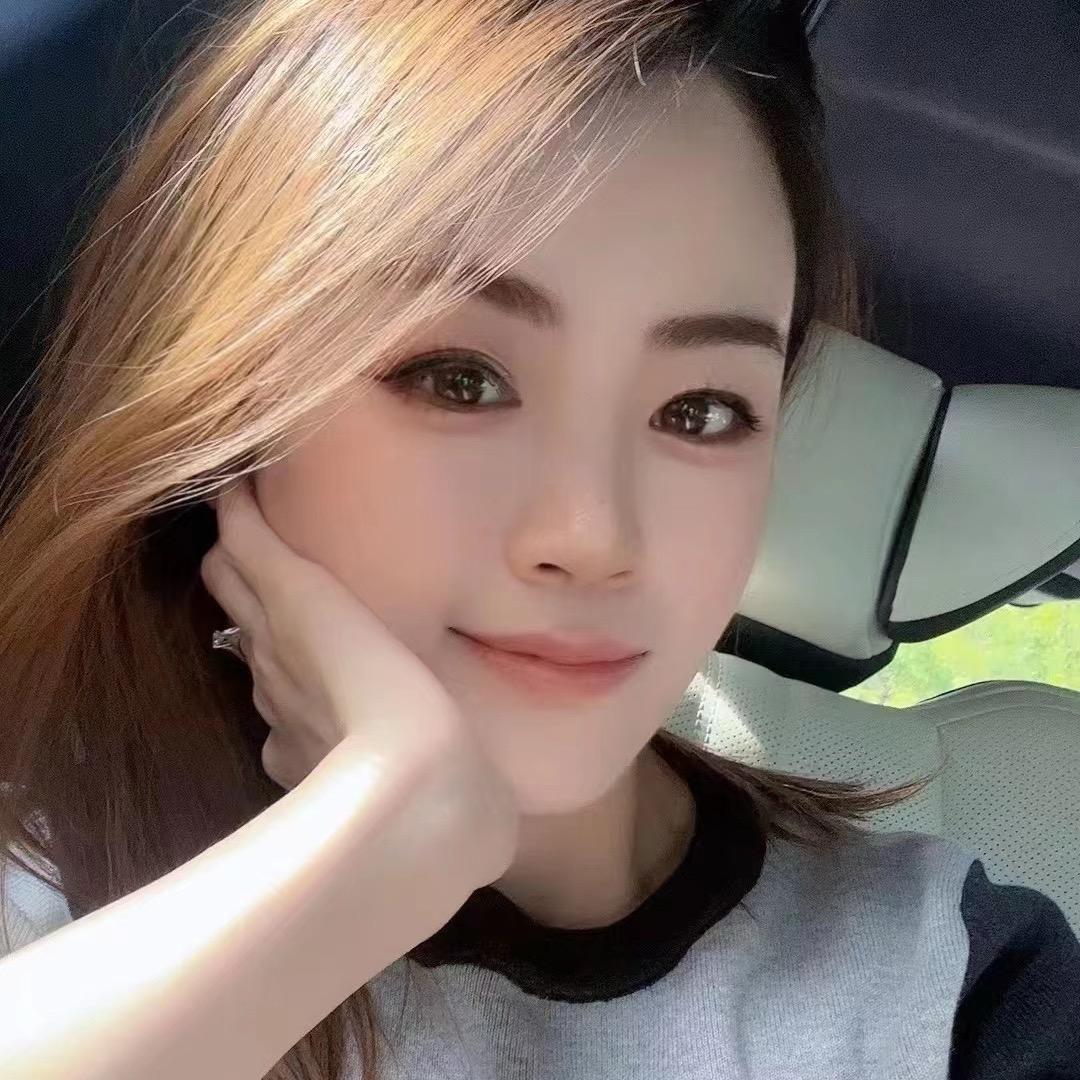 沐梓柒女装
